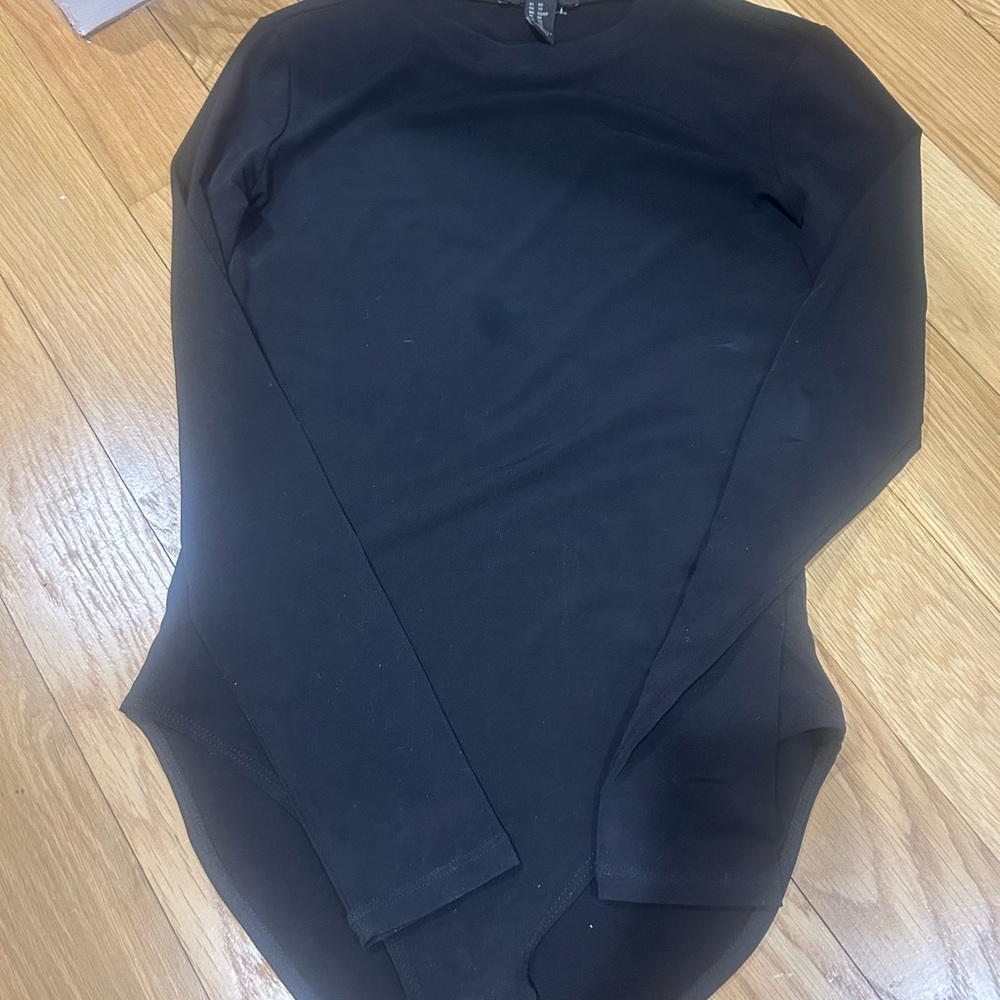 Forever 21 Womens Jet Black Long Sleeve bodysuit
